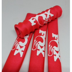 FUNDAS 1/10 PROTECCION AMORTIGUADORES RC LICRA ROJA DISEÑO BLANCO - Imagen 1