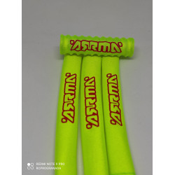 FUNDAS 1/10 PROTECCION AMORTIGUADORES COLOR AMARILLO FLUOR DISEÑO ARRMA EN ROJO - Imagen 2