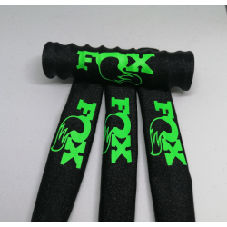 FUNDAS  DE PROTECCION PARA AMORTIGUADORES  1/8 NEGRAS,LOGO VERDE FLUOR - Imagen 1