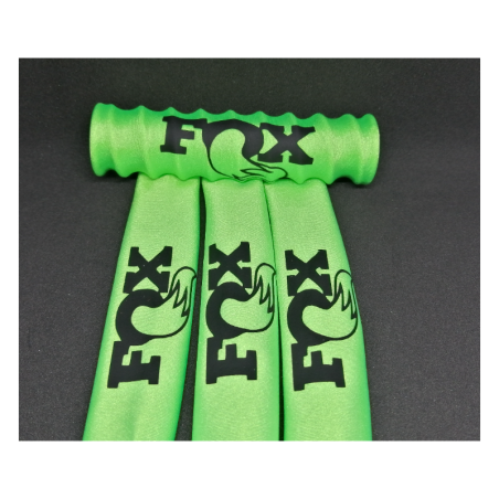 FUNDAS 1/10  PROTECCION AMORTIGUADORES RC 1/10 FOX LICRA VERDE FLUOR LOGO NEGRO rcprogranada.com - Imagen 1